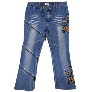 VTG 90s Y2K Mid-Rise Embroidered Floral Overlap Zipper Flare Crop Jeans Denim 30